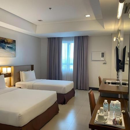 Diversion 21 Hotel Iloilo Zewnętrze zdjęcie