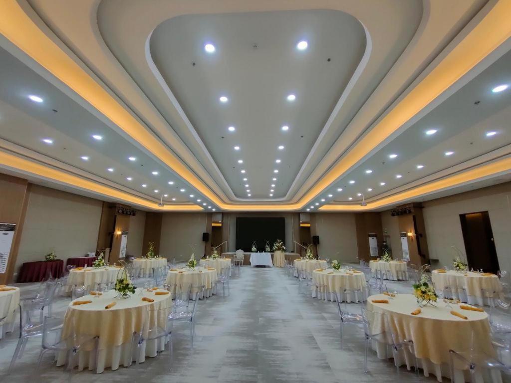 Diversion 21 Hotel Iloilo Zewnętrze zdjęcie