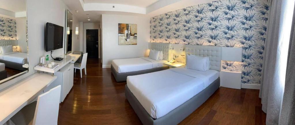 Diversion 21 Hotel Iloilo Zewnętrze zdjęcie