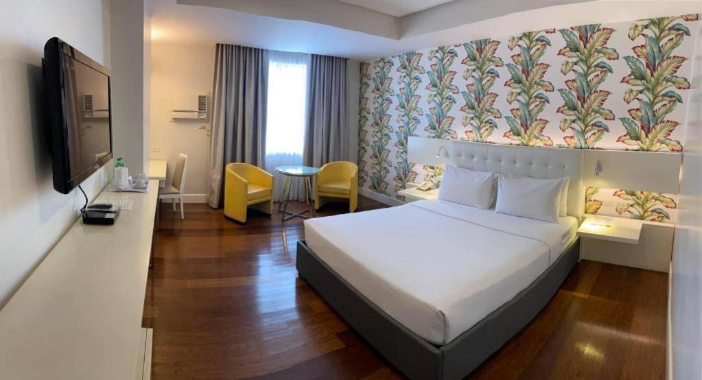 Diversion 21 Hotel Iloilo Zewnętrze zdjęcie
