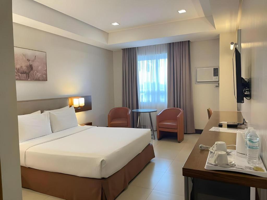 Diversion 21 Hotel Iloilo Zewnętrze zdjęcie