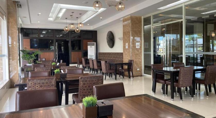 Diversion 21 Hotel Iloilo Zewnętrze zdjęcie